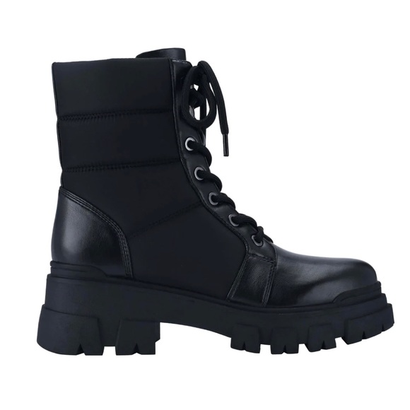 MARC FISHER AMITA LUGSOLE LACE UP BOOTIE. - Picture 7 of 7